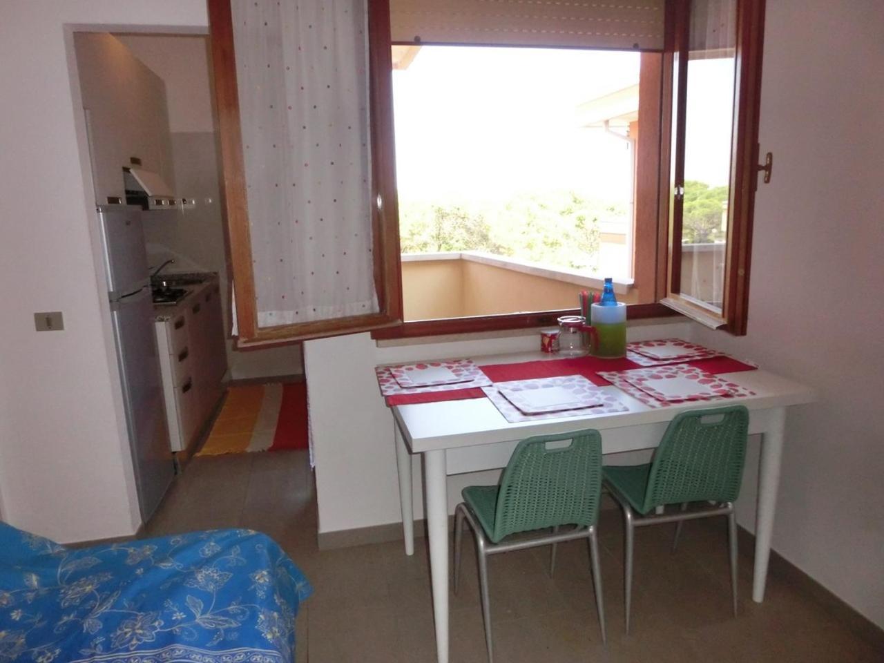 Adorable Flat For 6 Guests Next To Bibione Pineda Apartamento Exterior foto